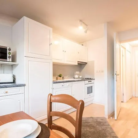 3 étoiles Avec Parking, 6 Personnes, Lary - Fr-1-296-382 Apartamento *